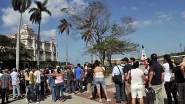 el consulado de espana en la habana no dara mas citas de pasaportes hasta el mes de octubre