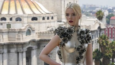Anya Taylor-Joy posa durante una sesión para promover la película Furiosa: A Mad Max Saga, en la Ciudad de México el lunes 6 de mayo de 2024. (Foto AP/Fernando Llano)