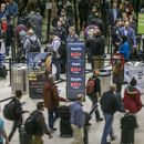 De viajes a OPI, el cierre trastorna la economía de EEUU