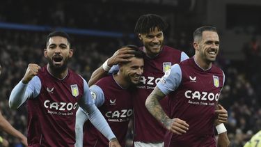 Aston Villa gana 2-1 a Leeds con gol de argentino Buendía