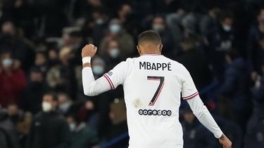 PSG, líder en Francia, logra otro triunfo gracias a Mbappé