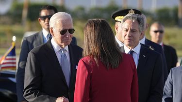 Biden llega a Egipto para cumbre climática