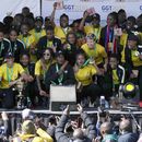 ARCHIVO - La selección femenina de Sudáfrica es recibida en el aeropuerto internacional de Johanesburgo, el 26 de julio de 2022, tras ganar la Copa Africana femenina. (AP Foto/Themba Hadebe)