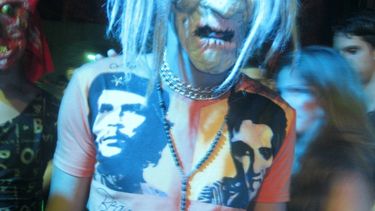 americateve | El MININT prohibió una fiesta, aunque otras muchas se dieron. Los jóvenes habaneros hacen suya Halloween.