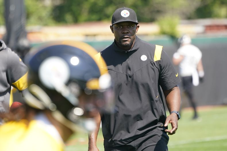 DEP-NFL STEELERS-FLORES