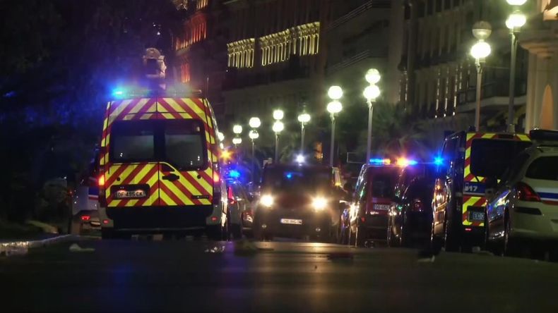 EUR-GEN_FRANCIA-ATAQUE-LO_ULTIMO-0.jpg