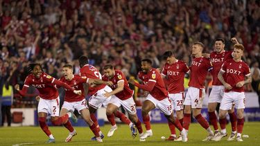Forest enfrentará a Huddersfield por un sitio en la Premier