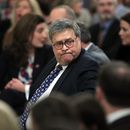 Trump niega pedir ayuda a Barr por Ucrania