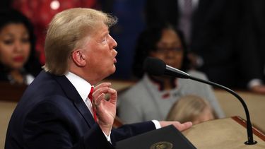 trump alerta del peligro de dar demasiado poder al congreso