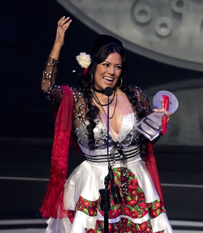 ESP-MUS_PREMIOS_LUNAS-2.jpg