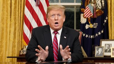 Trump pide fondos para el muro en discurso televisado
