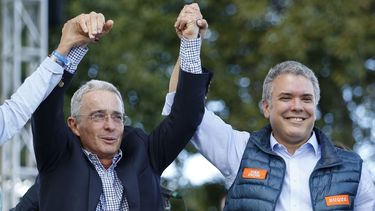 la corte suprema de colombia ordeno la captura de alvaro uribe velez