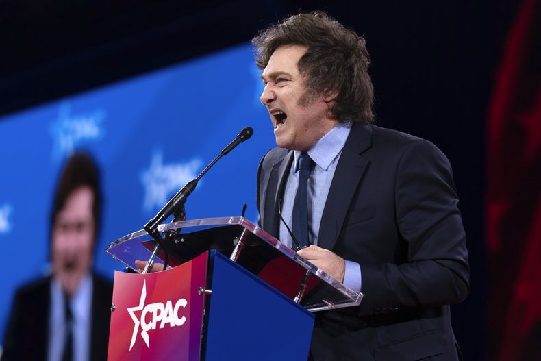 ARCHIVO - El presidente argentino Javier Milei habla en la Conferencia de Acción Política Conservadora (CPAC) en el Gaylord National Resort & Convention Center, el 22 de febrero de 2025, en Oxon Hill, Maryland. (AP Foto/José Luis Magana, Archivo)