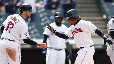 Ramírez pega grand slam; Guardianes apalean a Medias Blancas