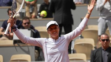 Francia: Swiatek extiende su racha ganadora a 31 partidos