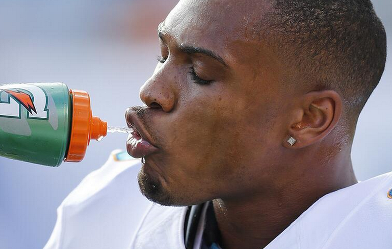 Tras la llegada a la NFL de Michael Sam, el primer y único jugador que abiertamente gay en la primera línea del fútbol americano, la liga se enfrenta al reto de evitar la homofobia.