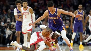 Suns remontan sin Paul; vencen a Rockets por 7ma vez