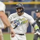 Paredes pega jonrón y sencillo; Rays superan a Piratas