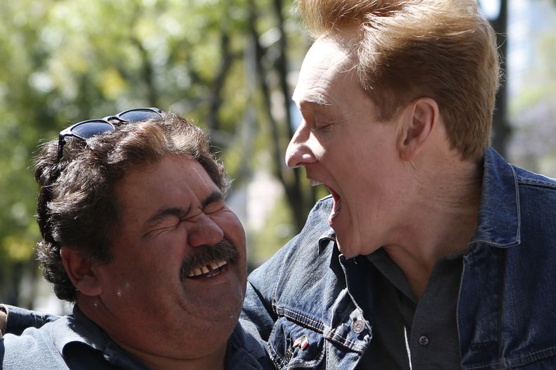 ESP-TEL_MEXICO-CONAN_OBRIEN-0.jpg