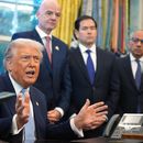 El presidente Donald Trump responde a preguntas de los periodistas durante una reunión con el grupo de trabajo de la Copa Mundial 2026 en el Despacho Oval de la Casa Blanca, el lunes 17 de noviembre de 2025, en Washington.En la imagen también aparecen el presidente de la FIFA, Gianni Infantino, el secretario de Estado Marco Rubio y el asesor principal de la FIFA, Carlos Cordeiro. (AP Foto/Evan Vucci) El presidente Donald Trump responde a preguntas de los periodistas durante una reunión con el grupo de trabajo de la Copa Mundial 2026 en el Despacho Oval de la Casa Blanca, el lunes 17 de noviembre de 2025, en Washington.En la imagen también aparecen el presidente de la FIFA, Gianni Infantino, el secretario de Estado Marco Rubio y el asesor principal de la FIFA, Carlos Cordeiro. (AP Foto/Evan Vucci)