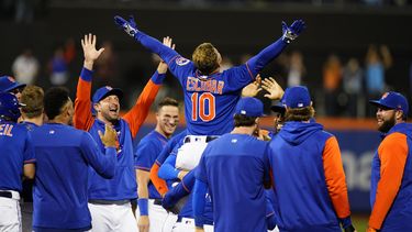 Mets y Bravos inician serie con título divisional en juego