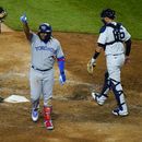 Guerrero dispara 3 jonrones y Azulejos vencen a Yanquis