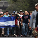 Caravana de emigrantes le exige a EEUU 50 mil dólares por cada uno para regresar a su país