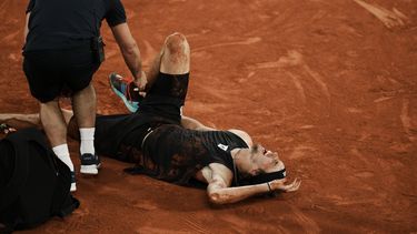 Zverev se somete a cirugía en ligamentos de tobillo