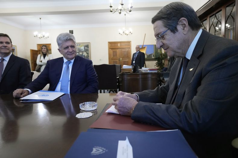 EUR-GEN CHIPRE-ONU-DIÁLOGO