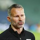 ARCHIVO - Ryan Giggs, el entonces técnico de Escocia, habla con la prensa previo al partido contra Bulgaria por la Liga de Naciones de la UEFA, en Sofía, Bulgaria, el miércoles 14 de octubre de 2020. (AP Foto/Anton Uzunov, File)