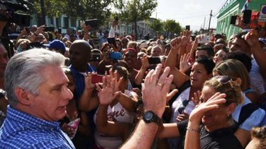 diaz-canel pide a cuentapropistas que renuncien a ganancias y bajen los precios de sus productos