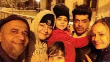 traficantes de personas abandonan a familia cubana en armenia