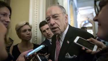 Piden investigar a acusadora de magistrado Kavanaugh