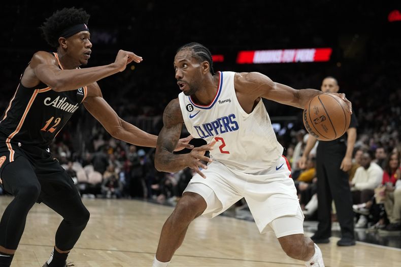 DEP-BAS CLIPPERS-HAWKS