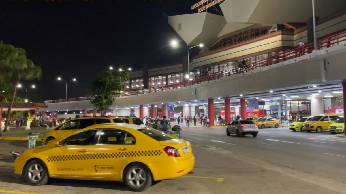 Havana drivers warn of robberies near Jose Marti airport