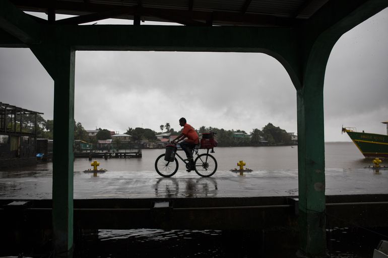 Tormenta tropical Bonnie cruza Nicaragua; lluvias intensas