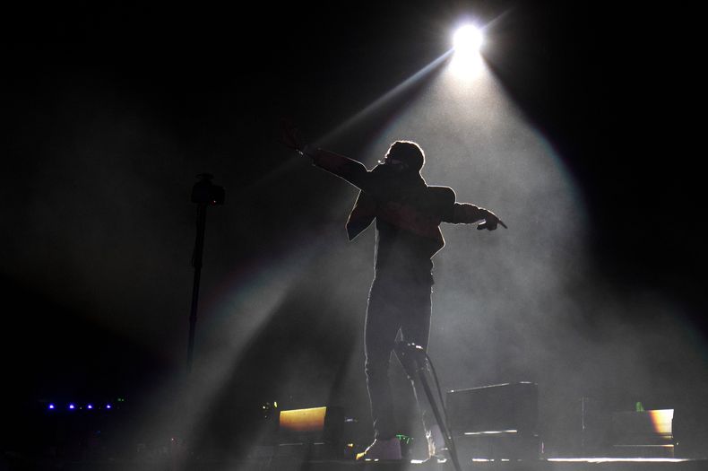 ARCHIVO - Jhayco durante su presentación en el festival Coca-Cola Flow Fest en la Ciudad de México el 26 de noviembre de 2022. Jhayco lanzó su álbum “Le Clique: Vida Rockstar (X)” el 6 de septiembre de 2024. (Foto AP/Alejandro Godínez, archivo)