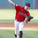Con pelota de 1 hit Quantrill y Guardianes vencen a Orioles