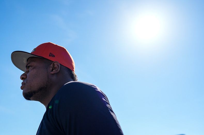 Framber Valdez de los Tigres de Detroit durante un entrenamiento de pretemporada, el viernes 20 de febrero de 2026, en Lakeland, Florida. (AP Foto/Mike Stewart)