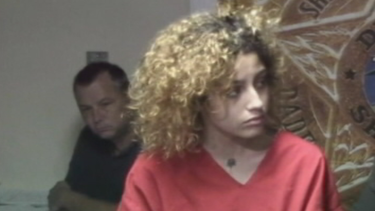 arrestan a joven acusada de saquear varios vehiculos de bomberos de la ciudad de miami