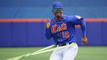 El béisbol regresa tras un largo invierno de conflicto