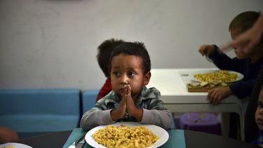 hogares venezolanos sacrifican todo por llevar alimento a la mesa