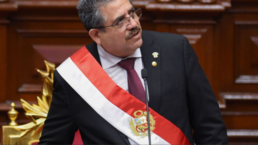 renuncio el presidente de peru manuel merino