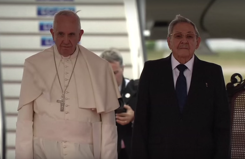 Papa Francisco Raul Castro llegada a cuba
