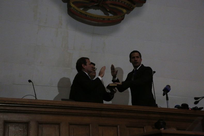 AMS-GEN_VENEZUELA-CRISIS_POLITICA-4.jpg