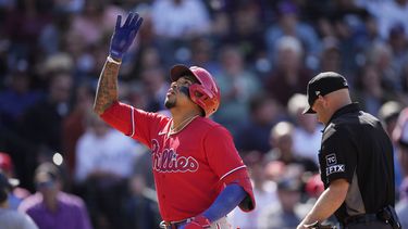 Camargo y los Filis salen de la mala racha ante Rockies