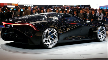 bugatti presenta la voiture noire, el coche nuevo mas caro de la historia