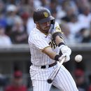 Voit y Manaea impulsan a San Diego sobre Arizona, ganan 4-3