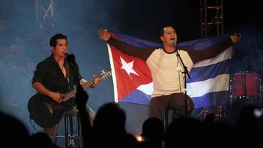 americateve | El exilio organiza protestas contra el dúo  pro castrista