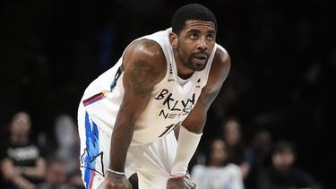 Es oficial el cambio de Irving a los Mavericks de Dallas